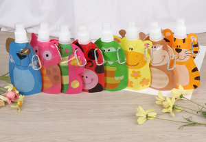 Squeeze storage bags.Quick organic foods for babies. 