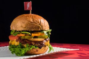 Fast foods humburger;baby-led weaning.