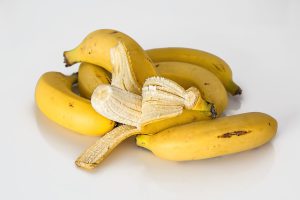 Ripe bananas in Bedtime snacks to help toddler-sleep