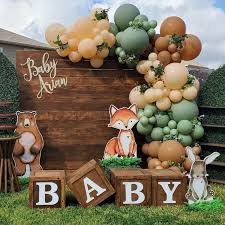 woodland theme for baby room.